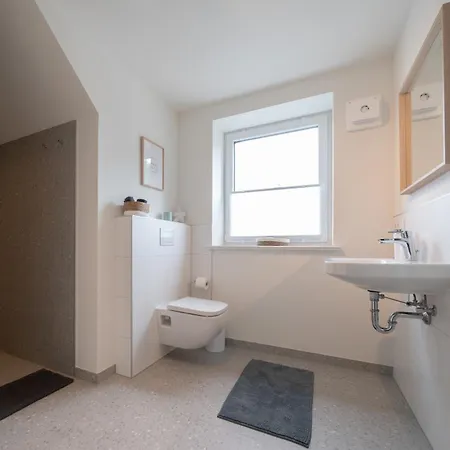 Apartment Kuestenbutze Im Beach-style 2 Bedrooms, 2 Baeder , Garten, Terrasse, Top-modern