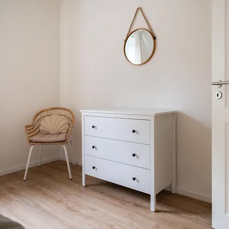 Kuestenbutze Im Beach-style 2 Bedrooms, 2 Baeder , Garten, Terrasse, Top-modern Apartment